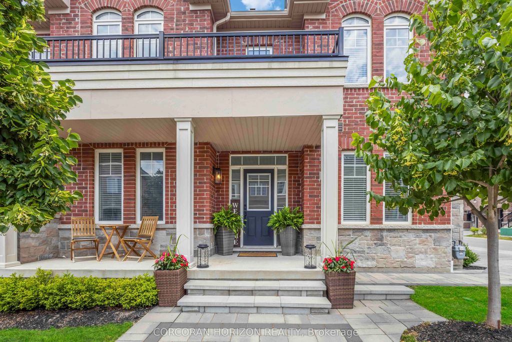 Photo of 81 Dundonald Trail, Newmarket, ON L3Y 0E1 (MLS # N12675004)