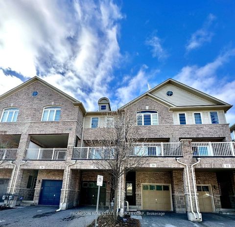 28 Beehive Lane Markham ON L6E 0K6