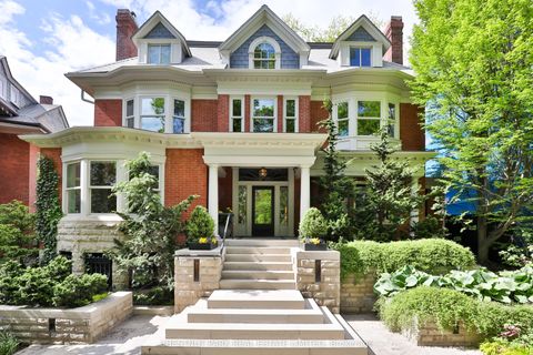 18 Chestnut Park Road Toronto ON M4W 1W6