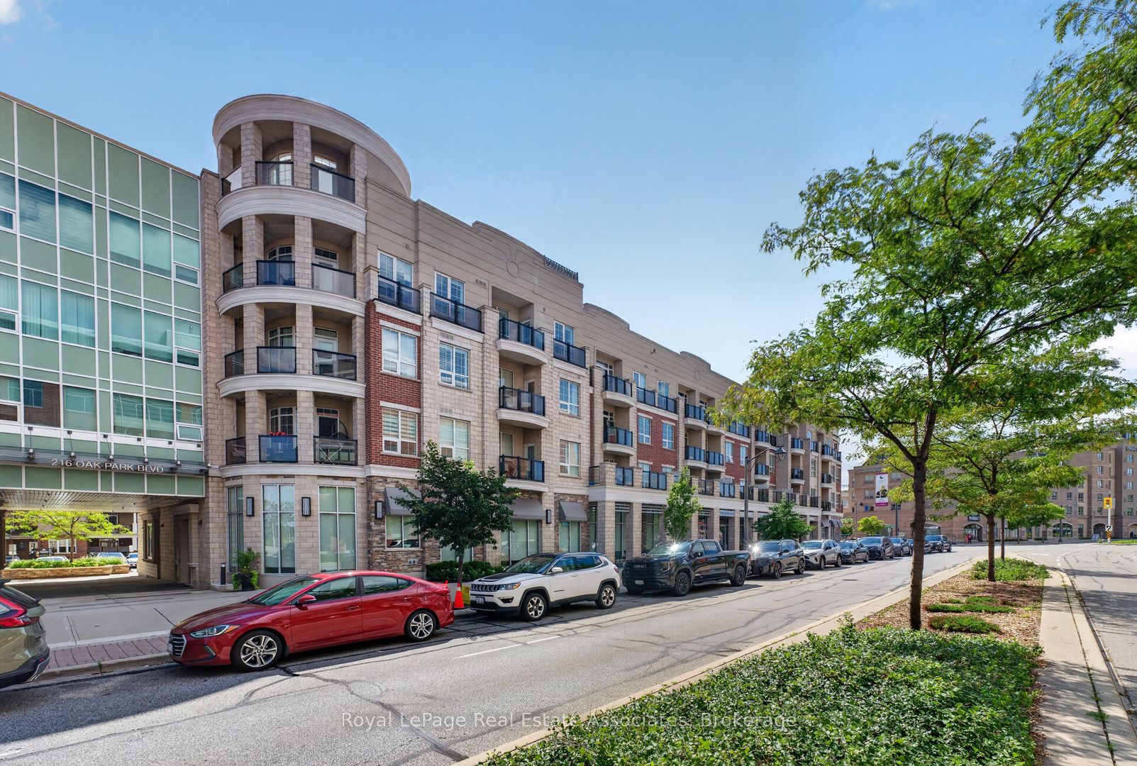 216 Oak Park Boulevard 214