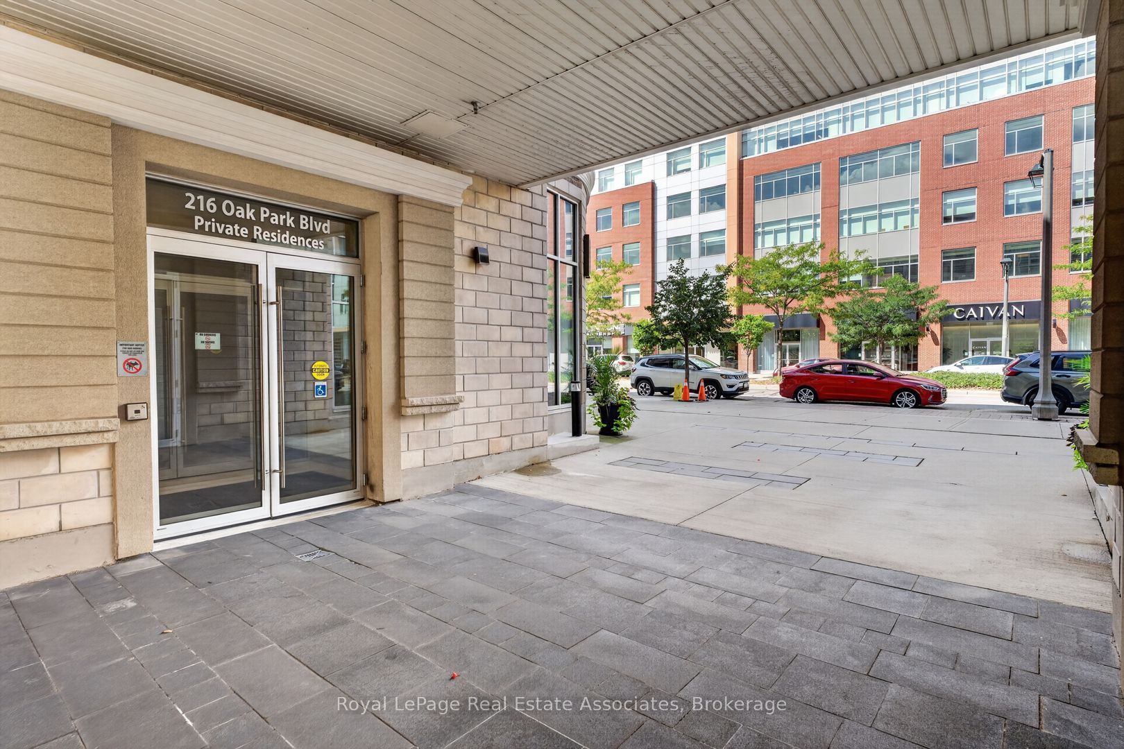 216 Oak Park Boulevard 214