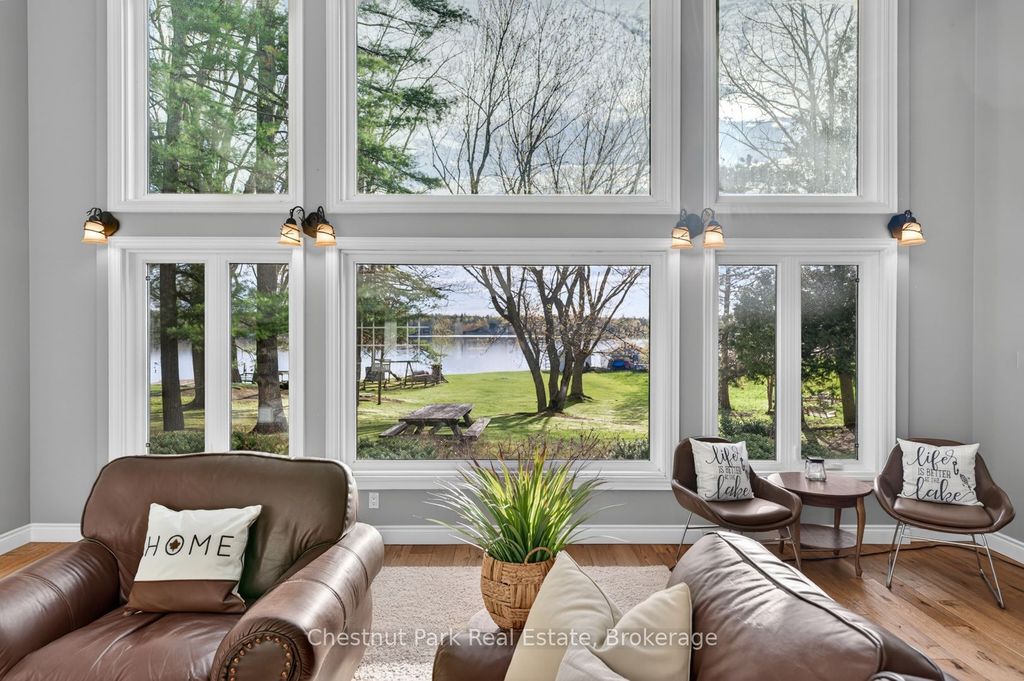 Photo of 3547 Lauderdale Point Crescent, Severn, ON P0E 1N0 (MLS # S13140424)