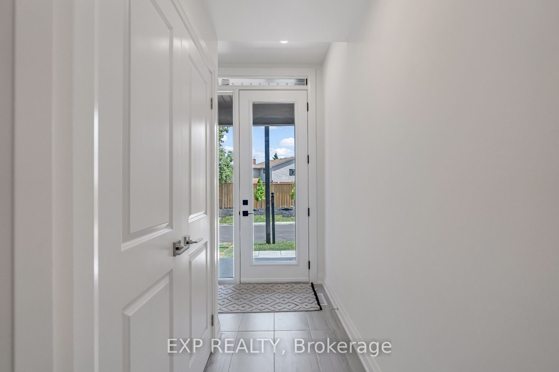 2154 Walkers Line 4