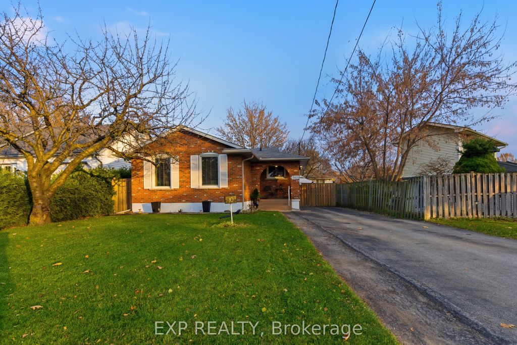 Photo of 510 1/2 Niagara Street, St. Catharines, ON L2M 3P5 (MLS # X12809752)