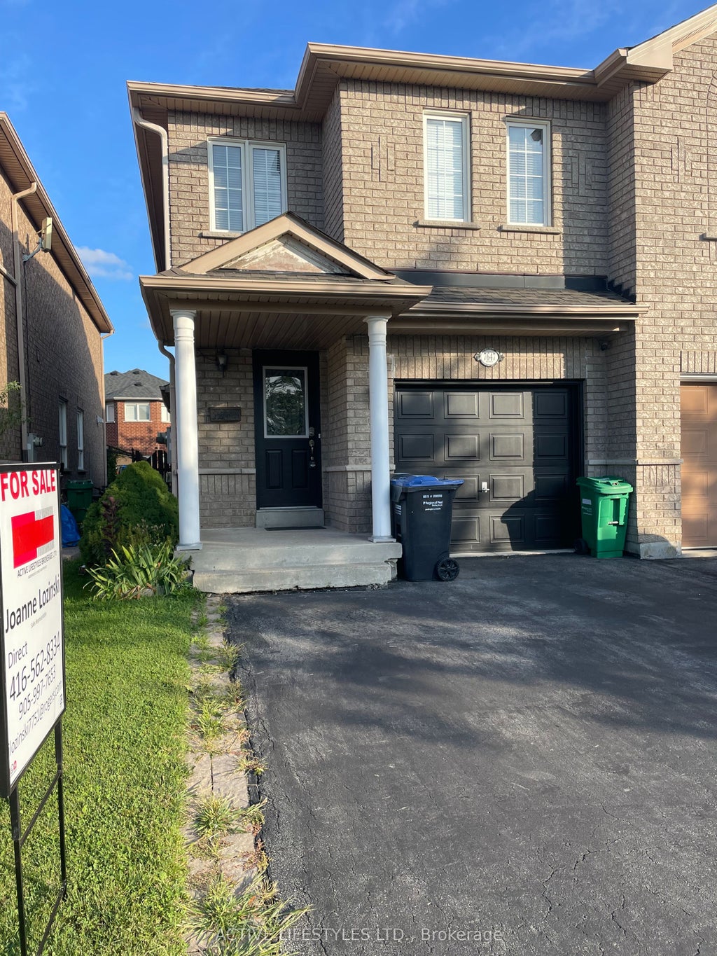 Photo of 7647 Doverwood Drive, Mississauga, ON L5N 8J2 (MLS # W13705070)