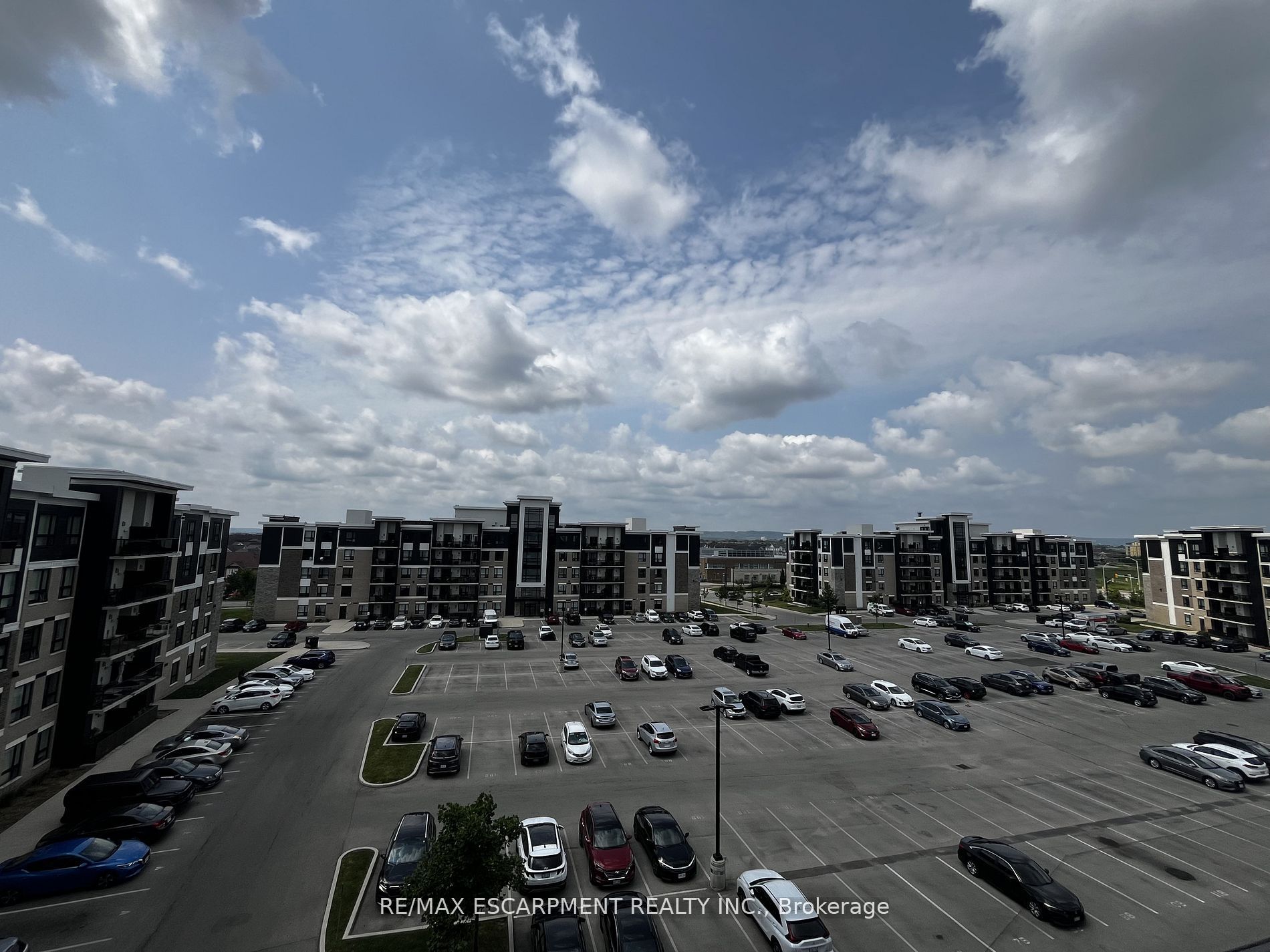 640 Sauve Street 504