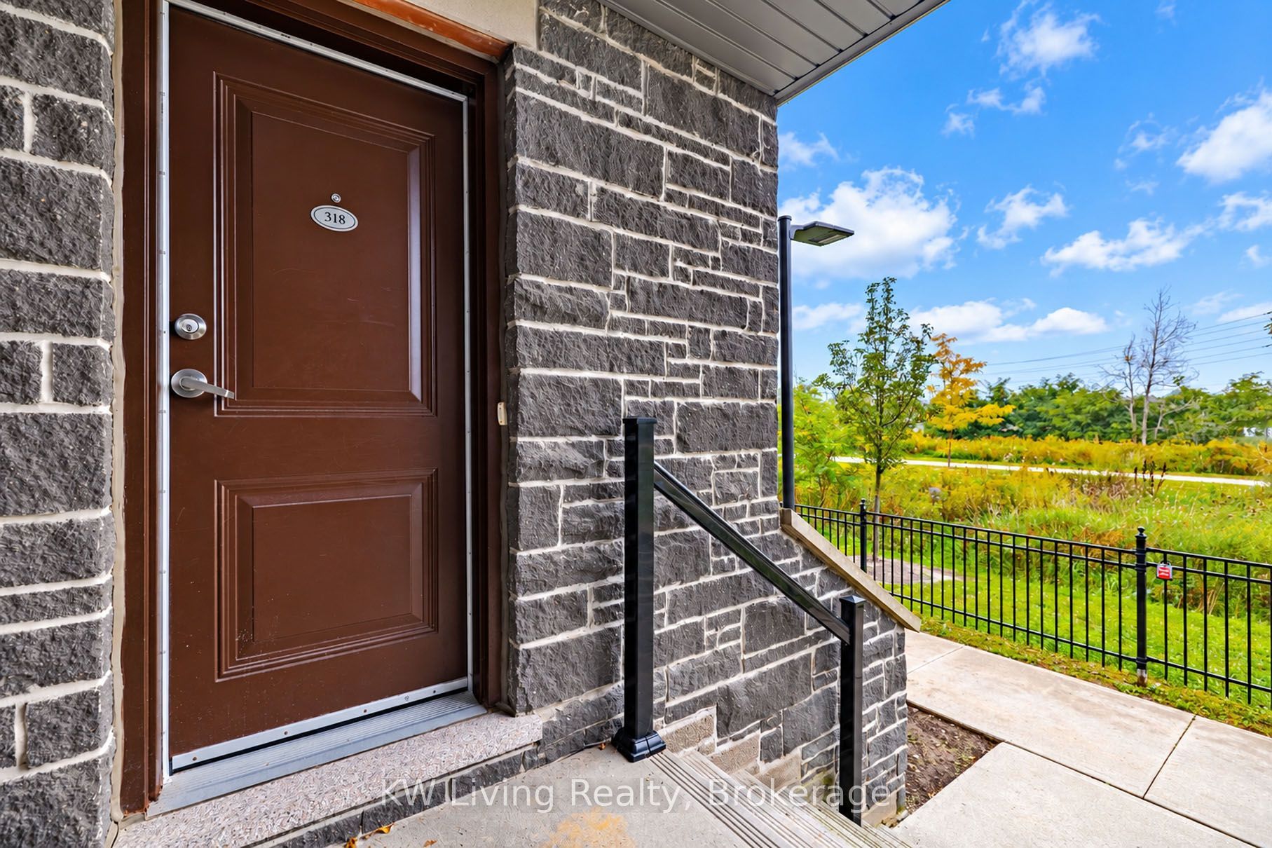 20 Dunsheath Way 318