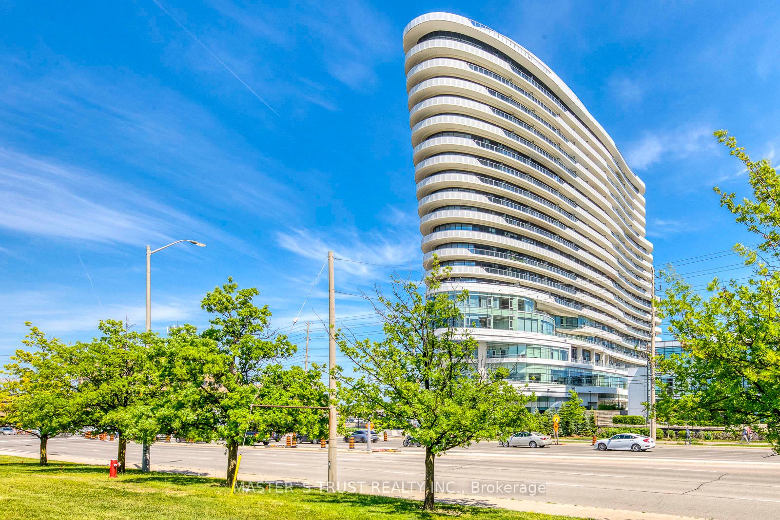 2520 Eglinton Avenue W 1804