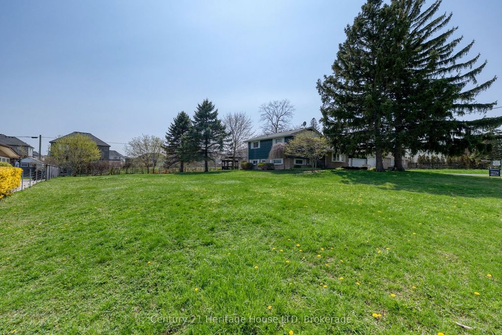 Photo of 3651 Connection Drive, Fort Erie, ON L0S 1N0 (MLS # X13044760)