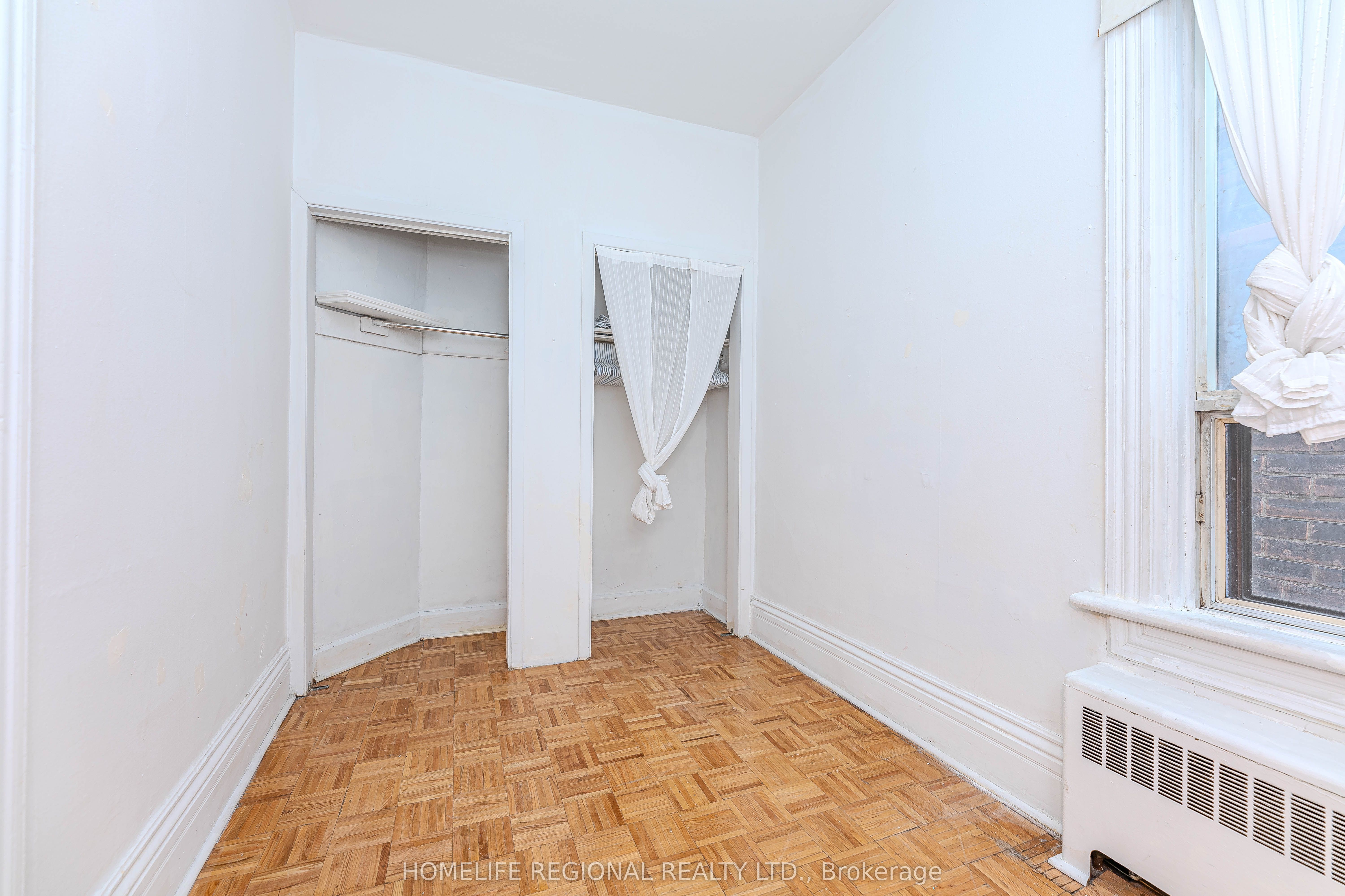 1573 Dundas Street W 2nd floor