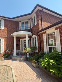 4099 Fieldgate Drive #Room 2 Mississauga ON L4W 2C6