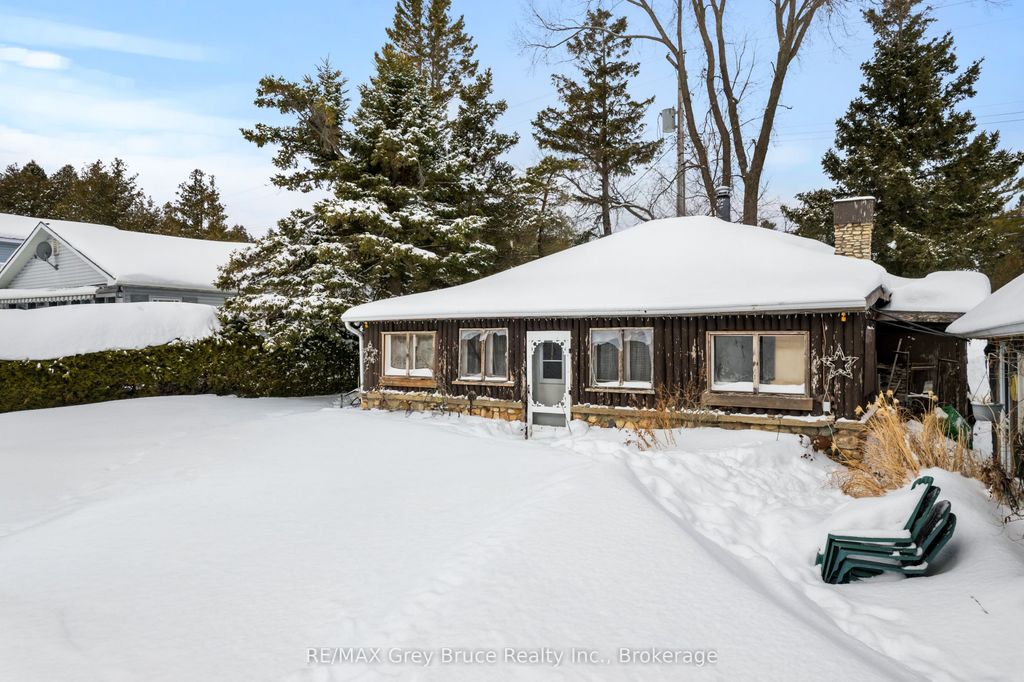 Photo of 11 McNeil Street, Northern Bruce Peninsula, ON N0H 1W0 (MLS # X12857342)