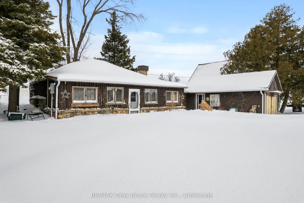 Photo of 11 McNeil Street, Northern Bruce Peninsula, ON N0H 1W0 (MLS # X12857342)