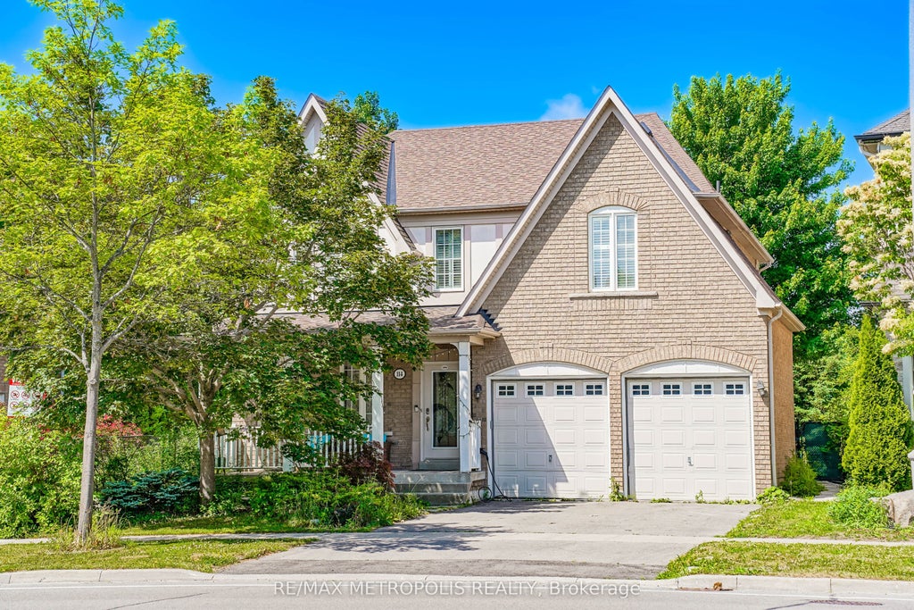 Photo of 114 Selwyn Road, Richmond Hill, ON L4E 5E3 (MLS # N13742164)