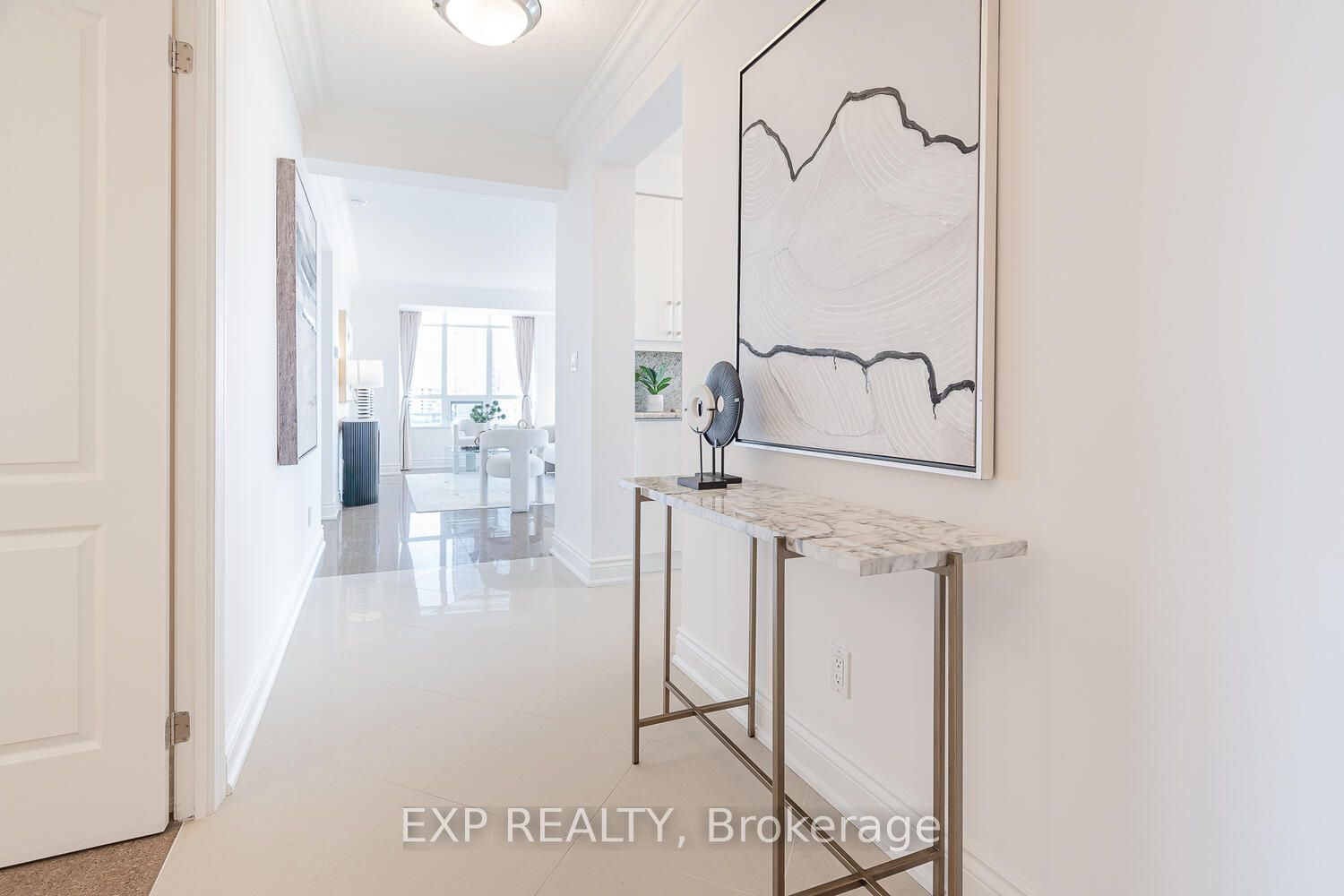 88 Promenade Circle 1205
