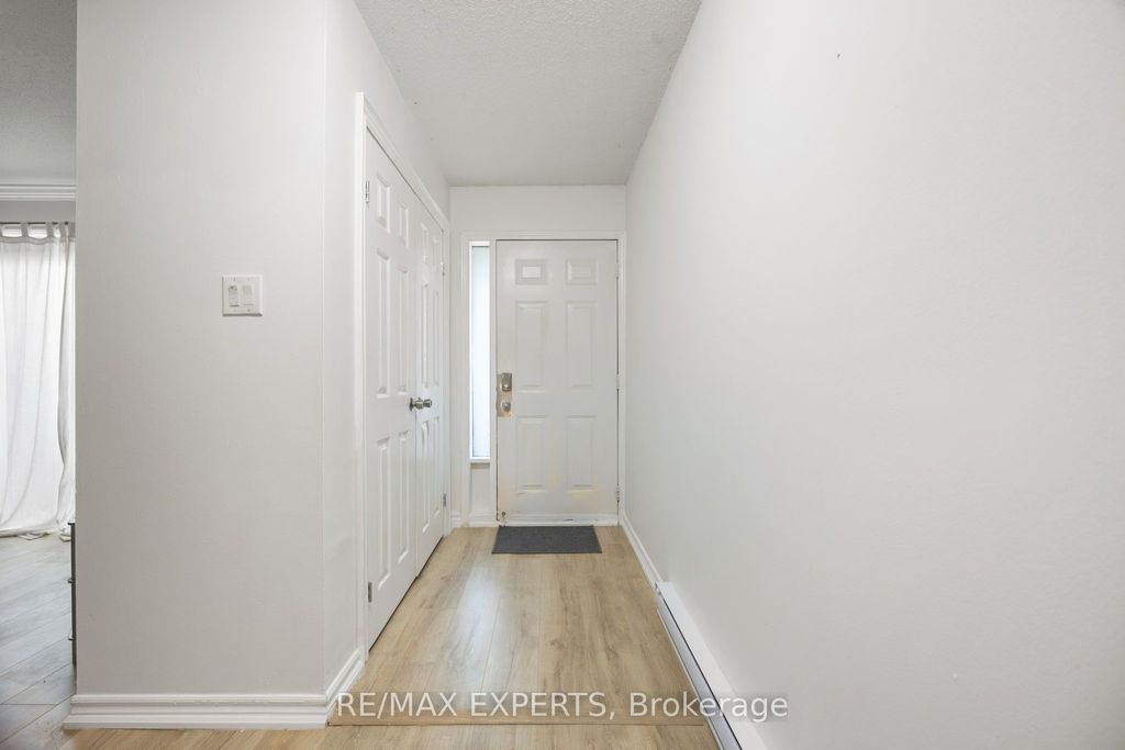 Photo of 242 Milestone Crescent, Aurora, ON L4G 3M2 (MLS # N12657912)