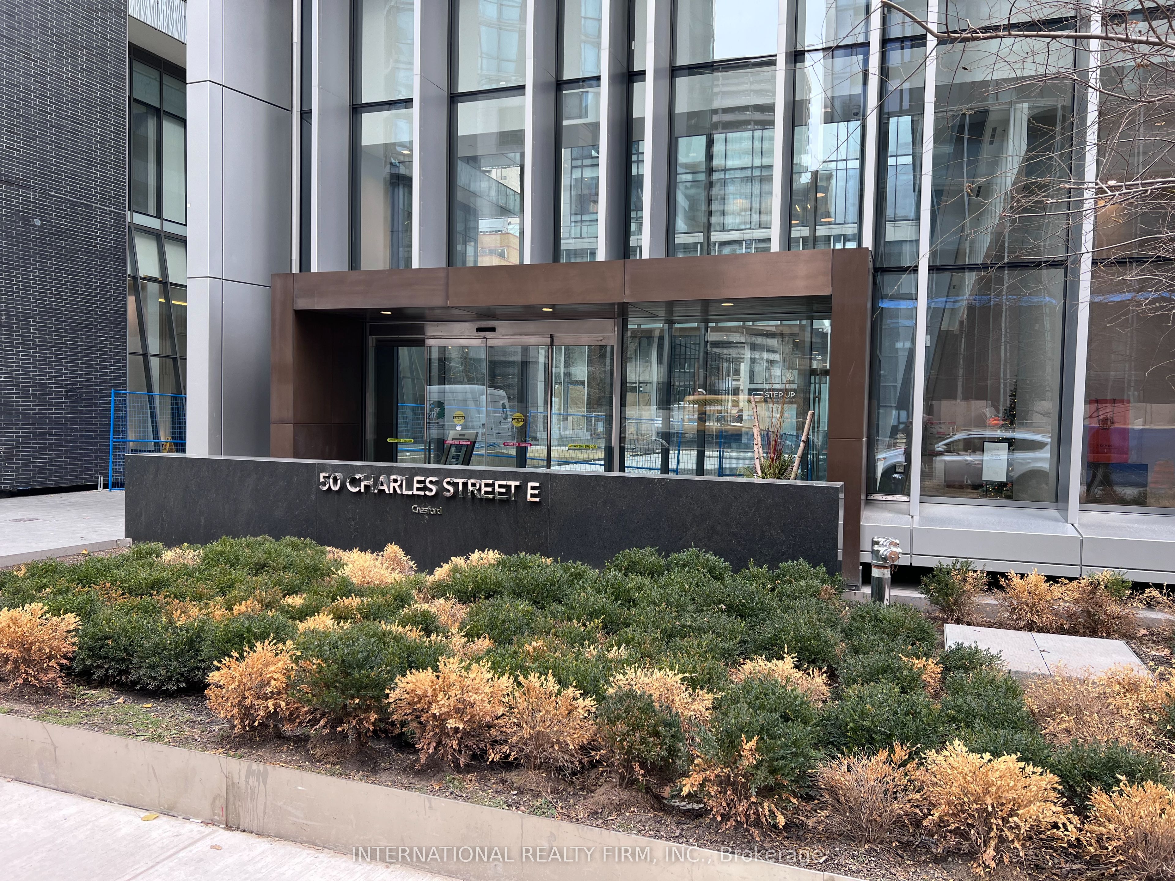 50 Charles Street E LPH 5406