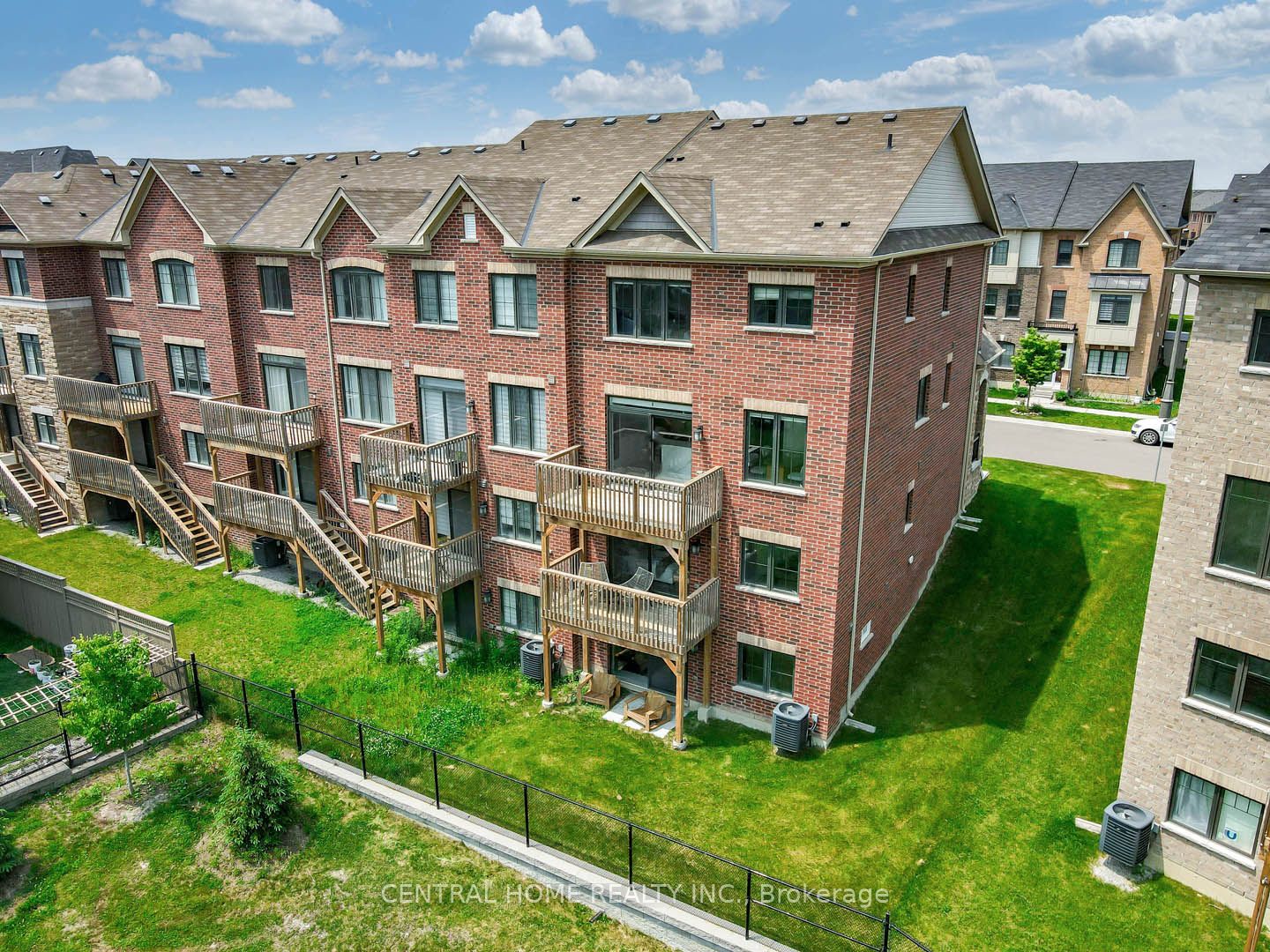 9 Delft Drive