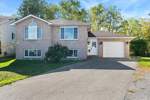 Photo of 8 Lake Court, Belleville, ON K8P 5M8 (MLS # X12443995)