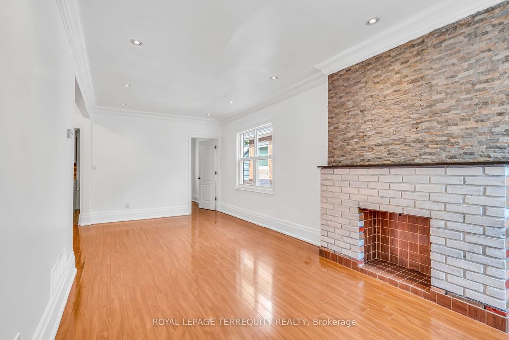 Photo of 78 Lawrence Avenue W, Toronto, ON M5M 1A6 (MLS # C12422987)