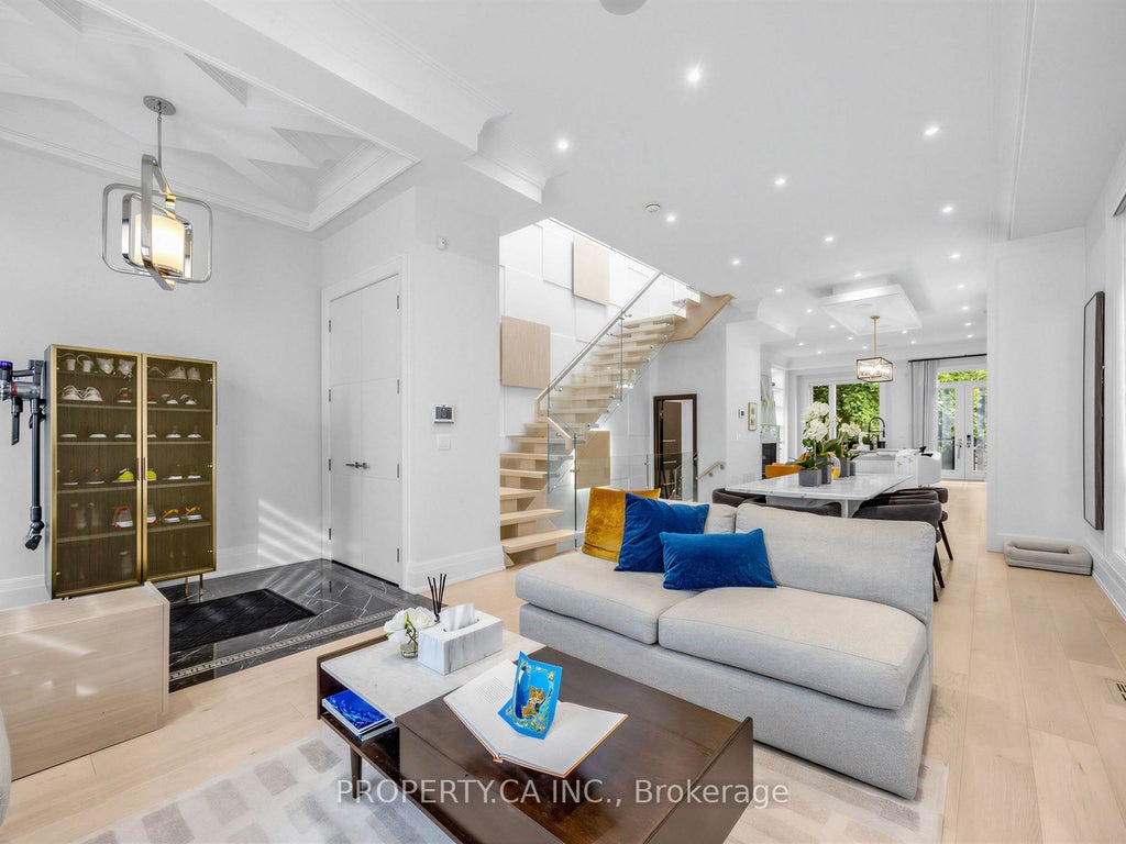 Photo of 370 Hillsdale Avenue E, Toronto, ON M4S 1T8 (MLS # C13815258)