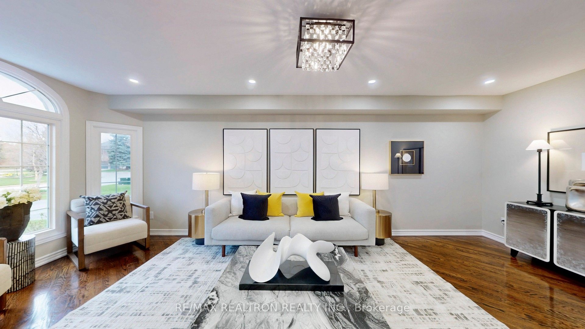 5 Cantex Court