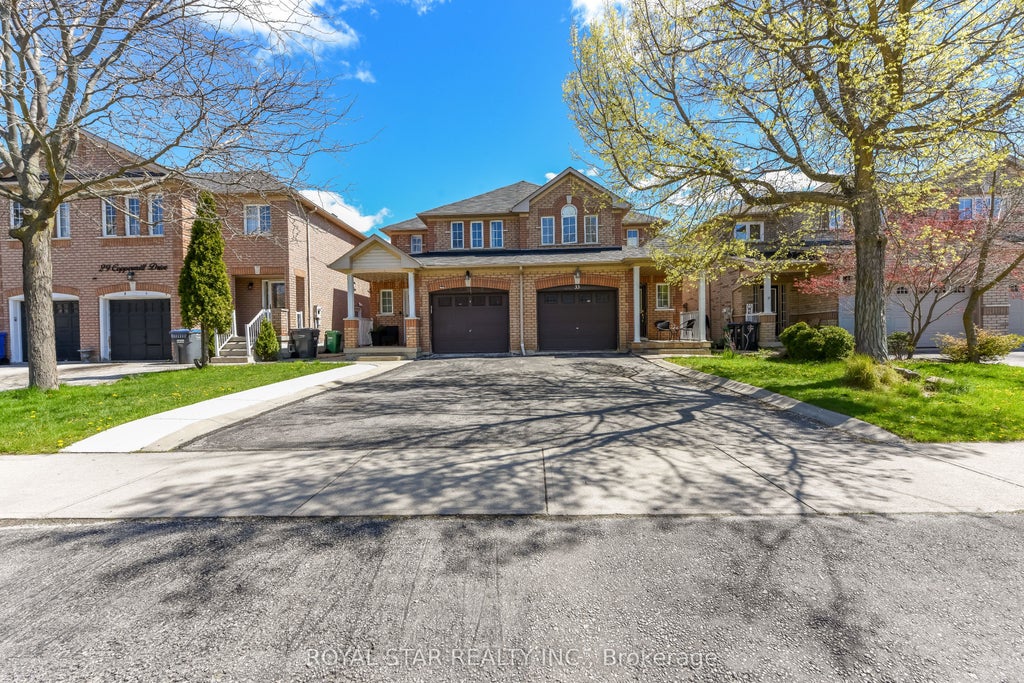 Photo of 33 Coppermill Drive, Brampton, ON L7A 1N1 (MLS # W13755134)
