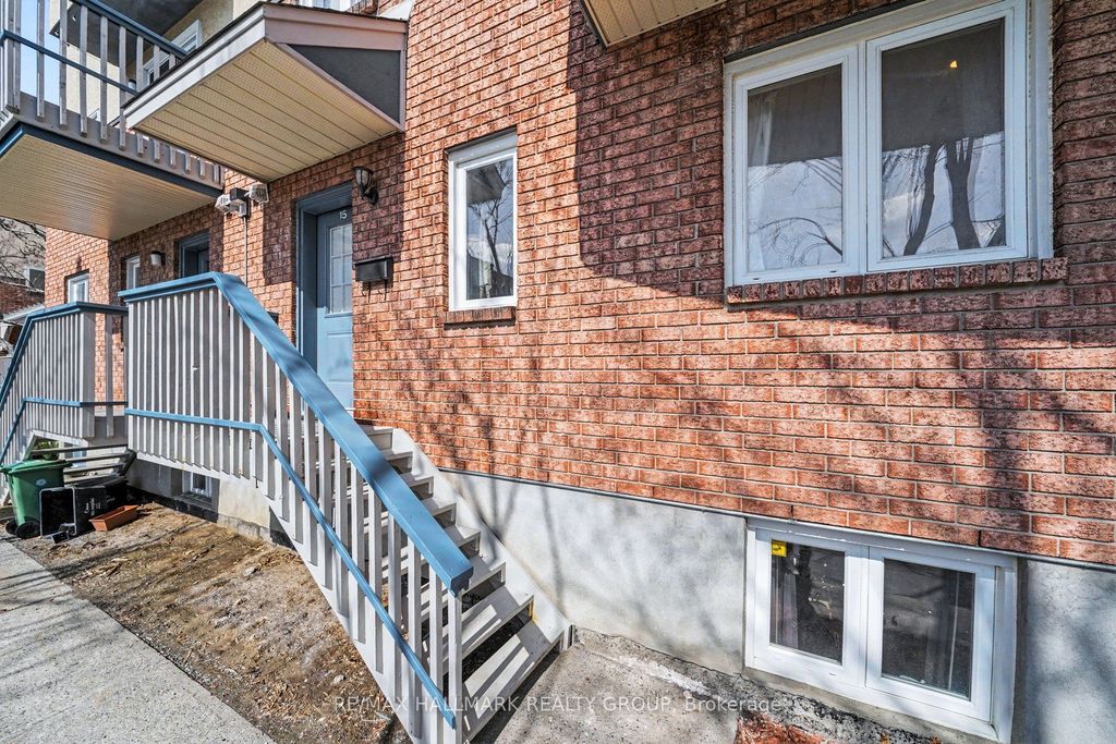 Photo of 1204 Shillington Avenue #15, Carlington - Central Park, ON K1Z 7Z4 (MLS # X13038646)