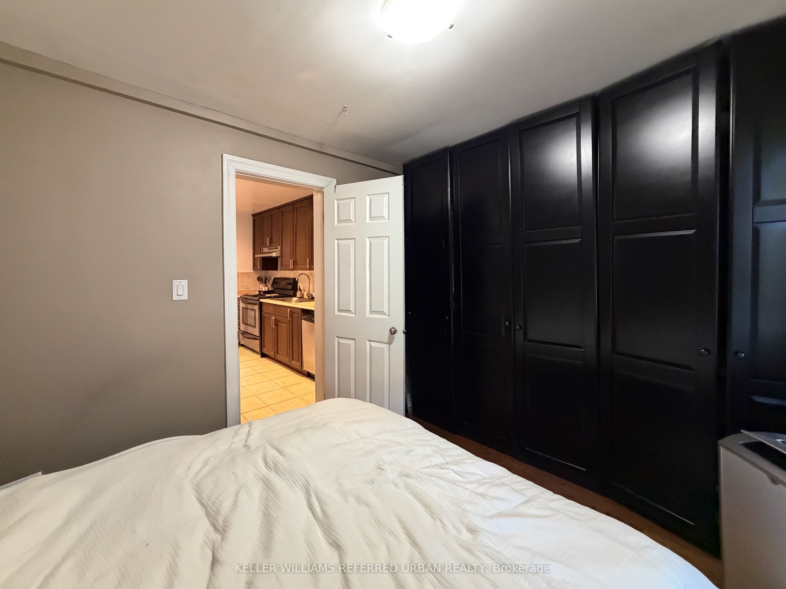 429 Ossington Avenue Main