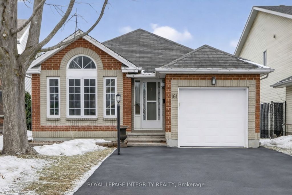 Photo of 161 Longshire Circle, Barrhaven, ON K2J 4L2 (MLS # X12883936)