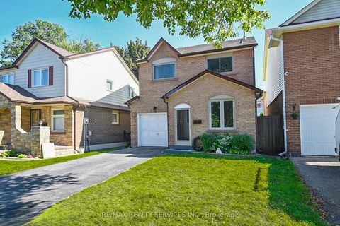 Photo of 14 Bryant Court, Brampton, ON L6X 2T1 (MLS # W12471242)