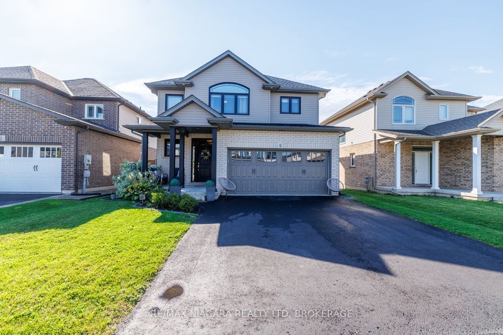 Photo of 6 Bergenstein Crescent, Pelham, ON L3E 0A3 (MLS # X14089312)