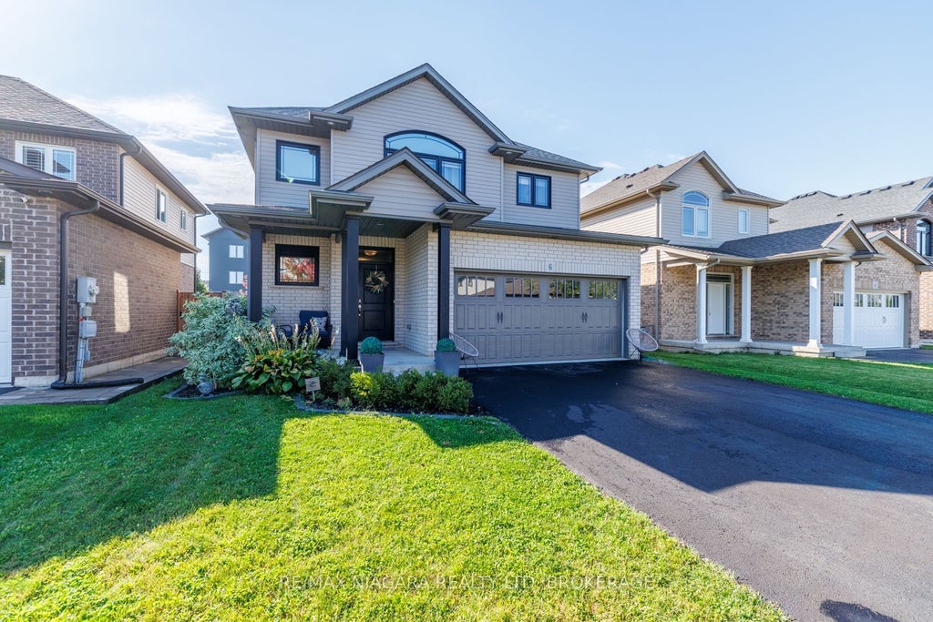 Photo of 6 Bergenstein Crescent, Pelham, ON L3E 0A3 (MLS # X14089312)