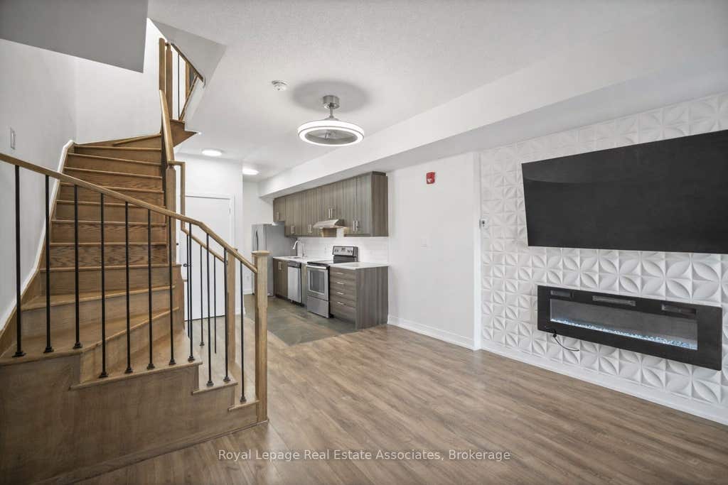 Photo of 2059 Weston Road #40, Toronto, ON M9N 1X7 (MLS # W13634626)