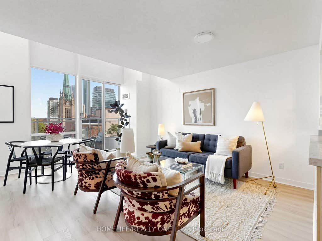Photo of 77 Lombard Street #913, Toronto, ON M5C 3E1 (MLS # C13239714)