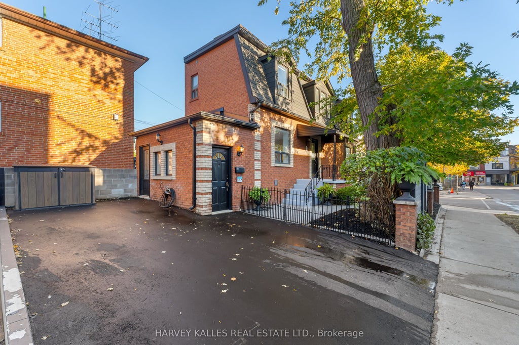 Photo of 15 Markham Street, Toronto, ON M6J 2G1 (MLS # C14099940)