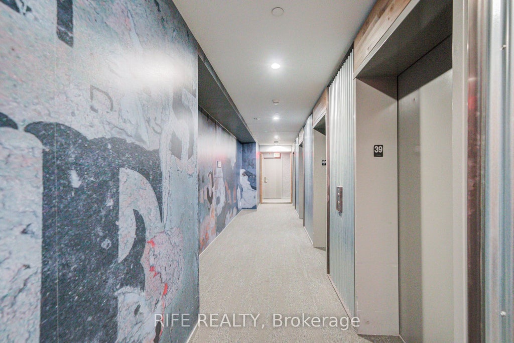 Photo of 5 St. Joseph Street #3905, Toronto, ON M4Y 0B6 (MLS # C13543688)