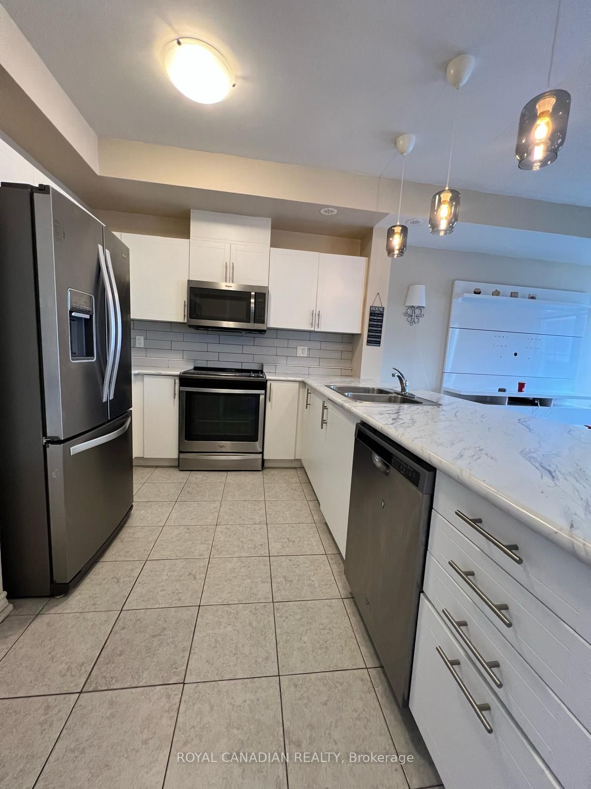 2420 Baronwood Drive 40-02