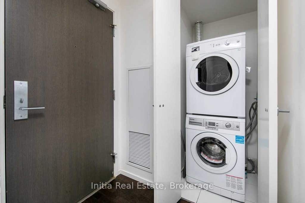 Photo of 101 Charles Street E #2003, Toronto, ON M4Y 0A9 (MLS # C13579802)