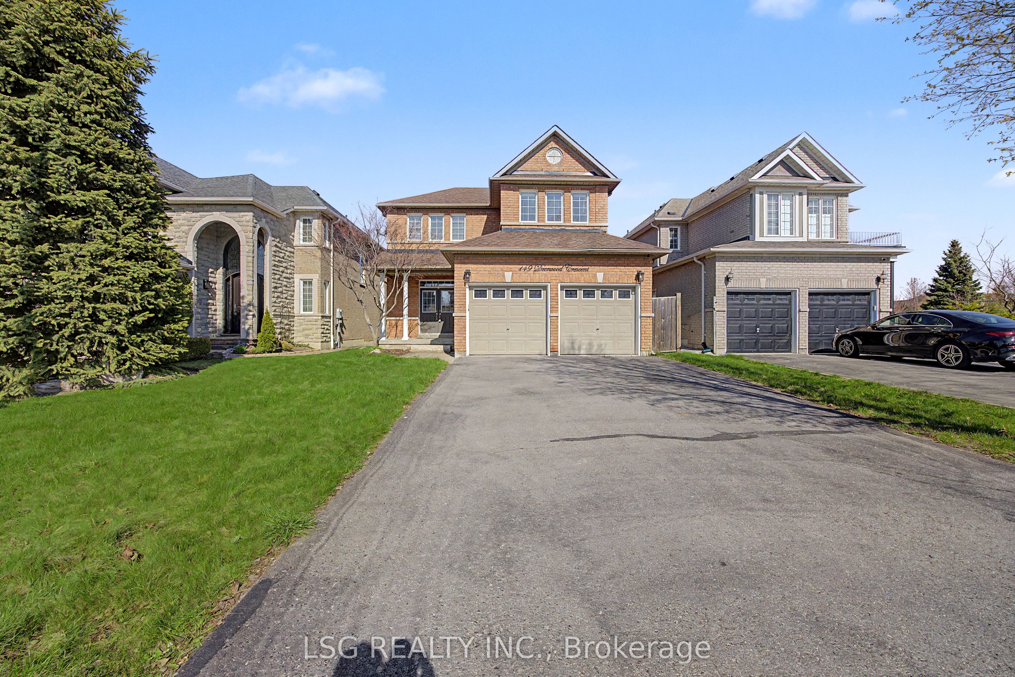 149 Deerwood Crescent