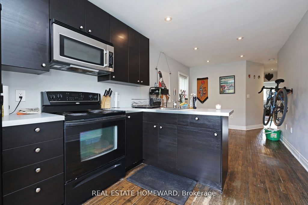 Photo of 156 Royal York Road, Toronto, ON M8V 2V3 (MLS # W12406957)