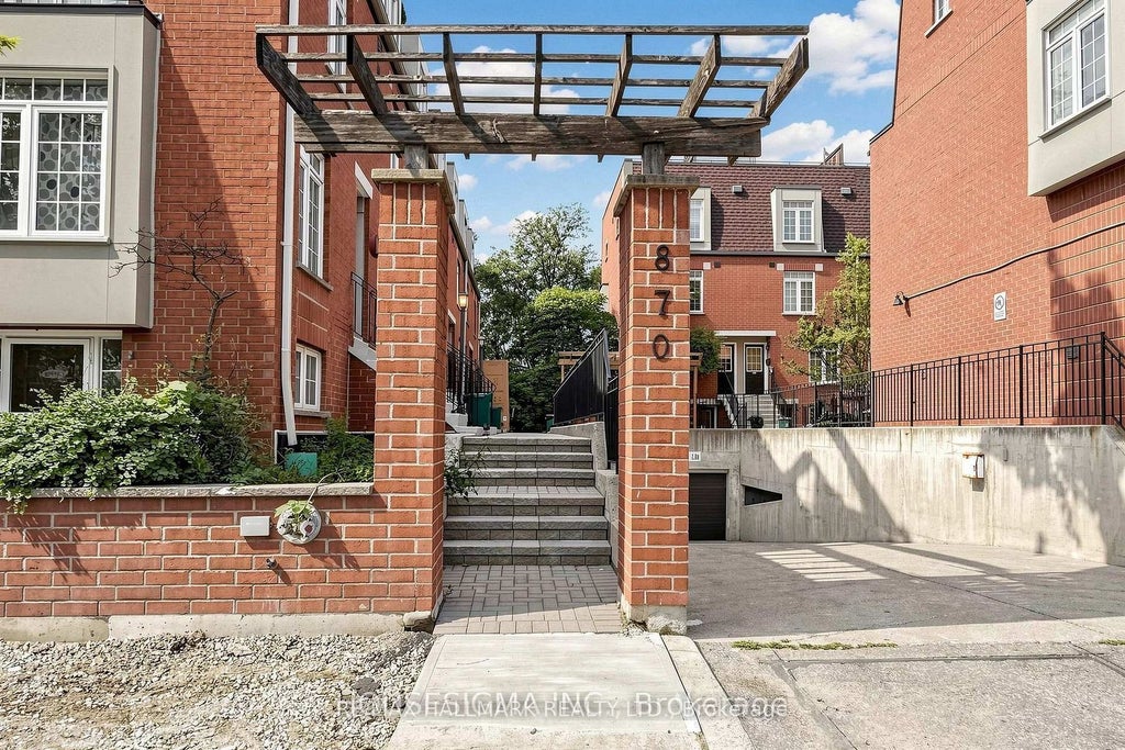 Photo of 870 Jane Street #106, Toronto, ON M6N 4C2 (MLS # W13854230)