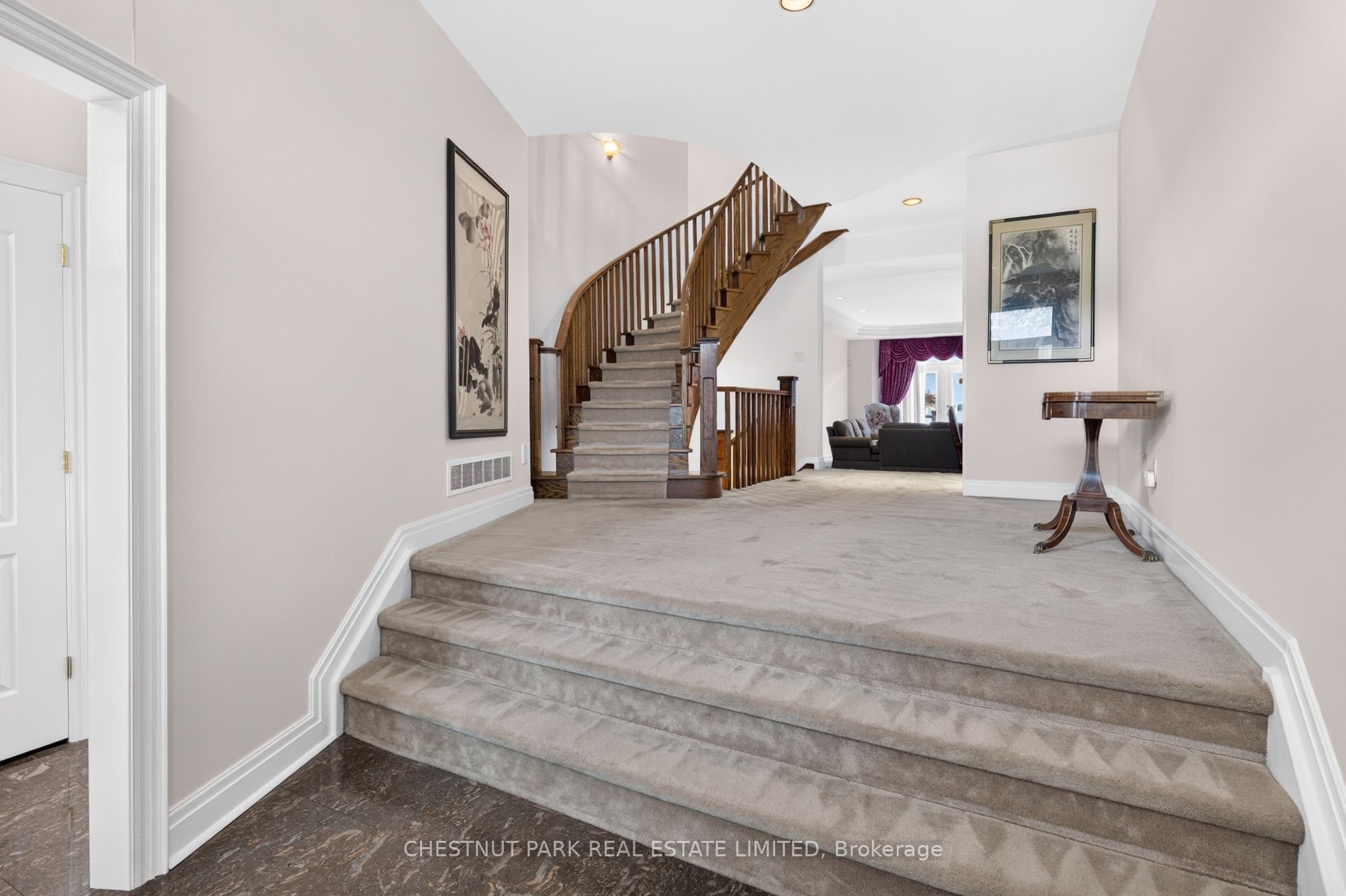 248 Spadina Road