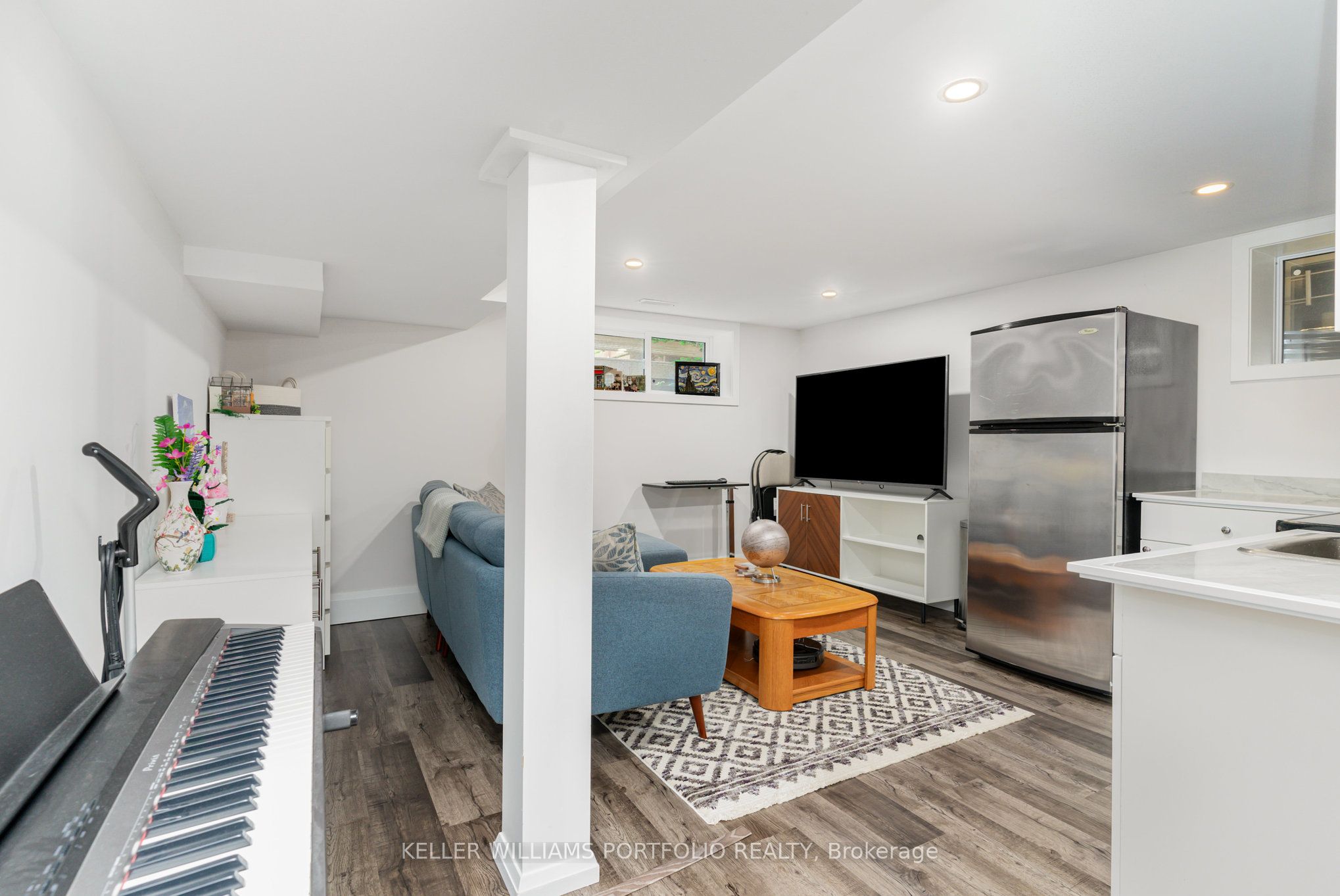 329 Runnymede Road Lower