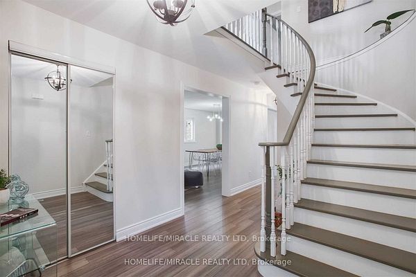 2889 Gulfstream Way