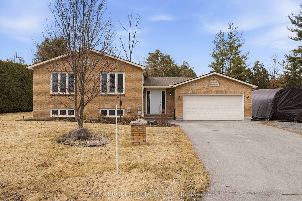Photo of 5723 Loyalist Street, Greely - Metcalfe - Osgoode - Vernon and Area, ON K0A 2W0 (MLS # X12954510)
