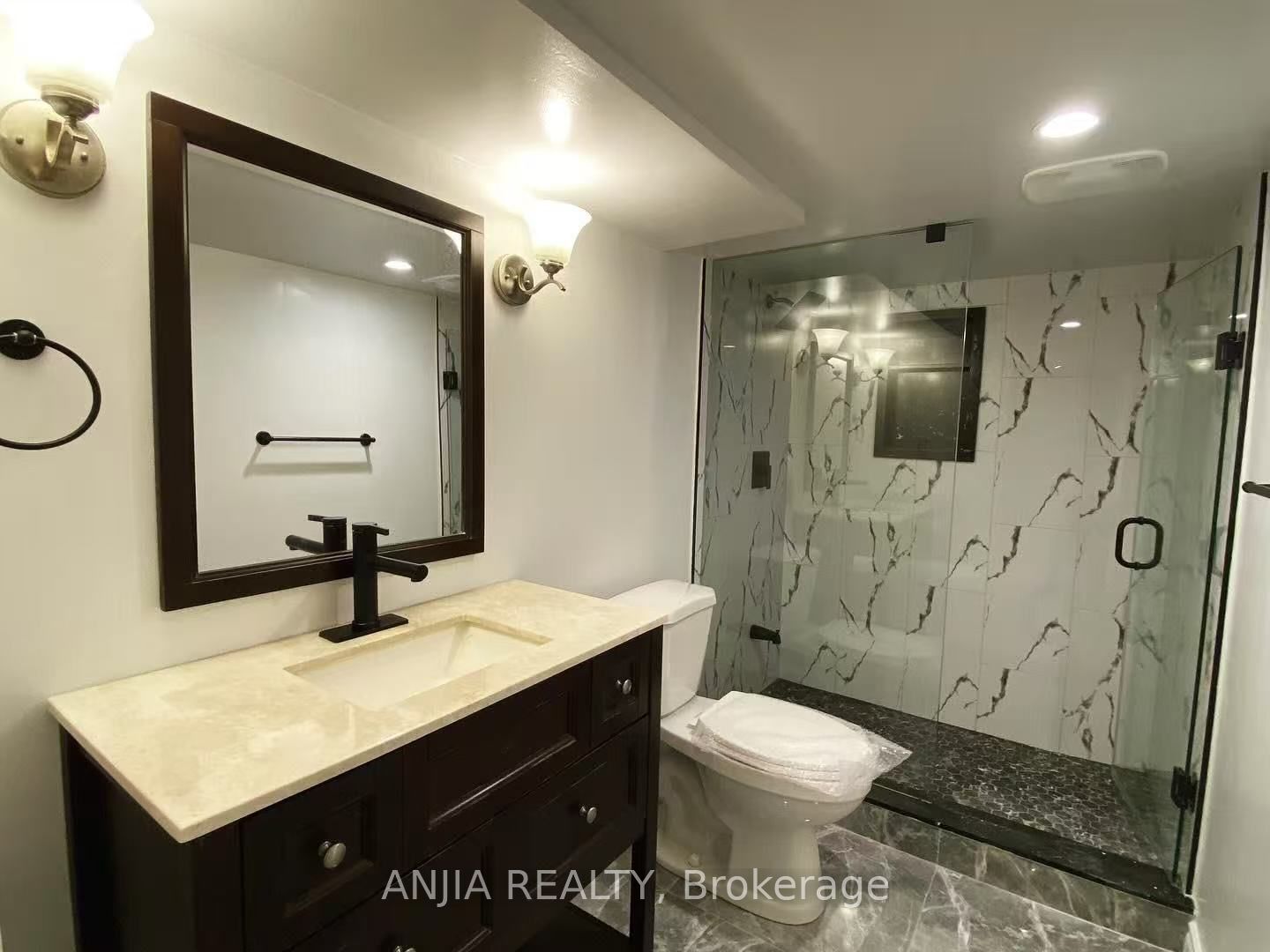 3 Settlers Ridge Street Basement