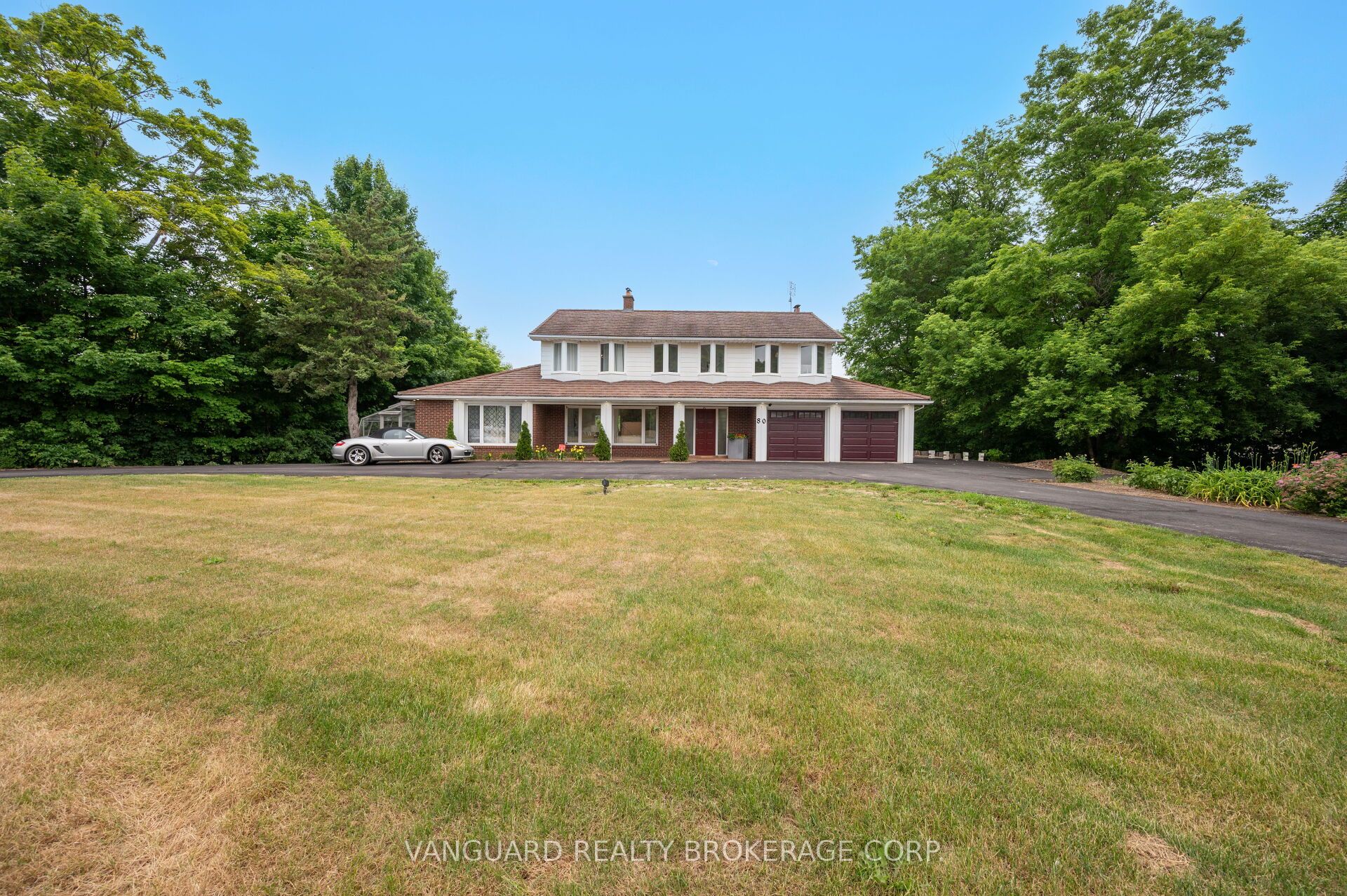 80 Kleins Crescent