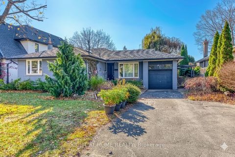 426 Lees Lane Oakville ON L6L 4S7