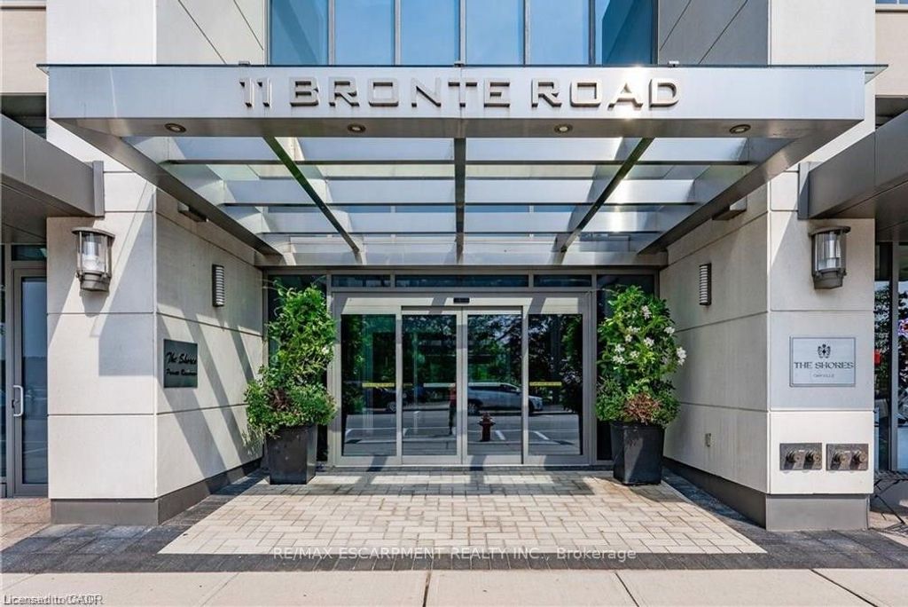 Photo of 11 BRONTE Road #703, Oakville, ON L6L 0E1 (MLS # W12825436)